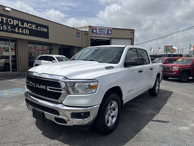 2024 RAM 1500 Big Horn   - Photo 1 - Dallas, TX 75247