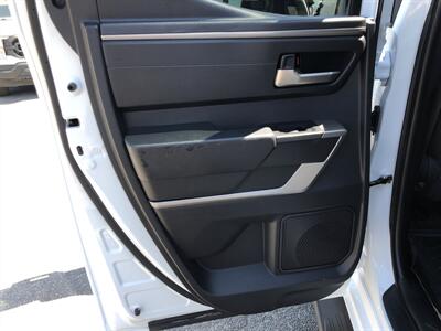 2023 Toyota Tundra SR5   - Photo 23 - Dallas, TX 75247