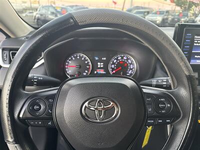 2019 Toyota RAV4 LE - Photo 19 - Dallas, TX 75247