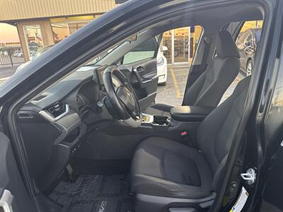 2019 Toyota RAV4 LE - Photo 16 - Dallas, TX 75247