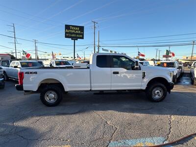 2019 Ford F-250 XL   - Photo 10 - Dallas, TX 75247