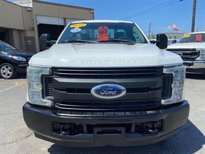 2017 Ford F-250 XL   - Photo 2 - Dallas, TX 75247