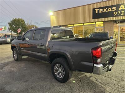 2018 Toyota Tacoma SR5 V6   - Photo 5 - Dallas, TX 75247