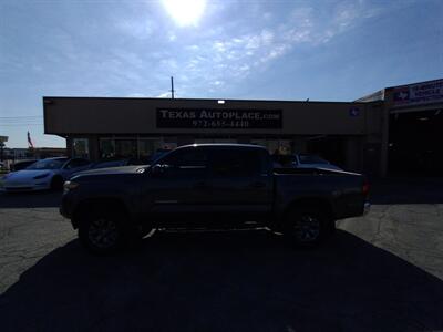 2018 Toyota Tacoma SR5 V6 - Photo 2 - Dallas, TX 75247
