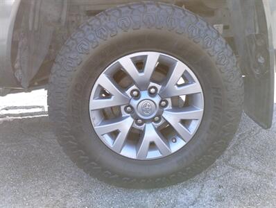 2018 Toyota Tacoma SR5 V6 - Photo 18 - Dallas, TX 75247