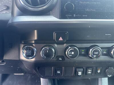 2019 Toyota Tacoma TRD Off-Road   - Photo 14 - Dallas, TX 75247