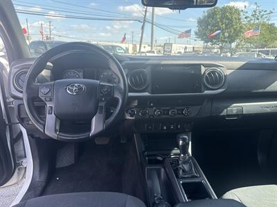 2019 Toyota Tacoma TRD Off-Road   - Photo 11 - Dallas, TX 75247