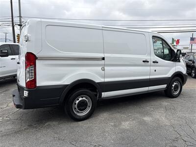 2017 Ford Transit 250 - Photo 9 - Dallas, TX 75247