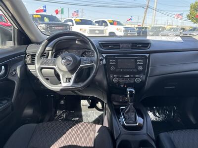 2017 Nissan Rogue SV - Photo 19 - Dallas, TX 75247
