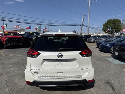 2017 Nissan Rogue SV - Photo 4 - Dallas, TX 75247