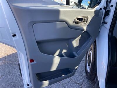 2018 Ford Transit 250   - Photo 14 - Dallas, TX 75247