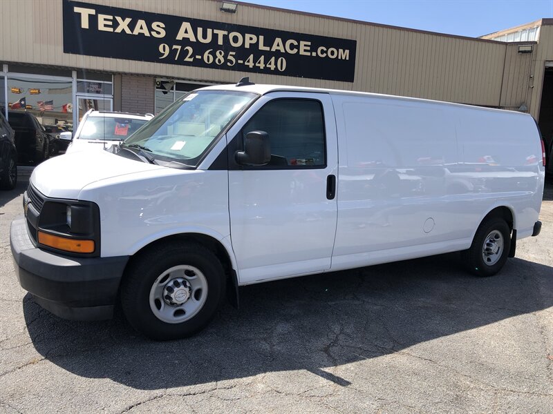 2017 Chevrolet Express 3500 - Photo 1 - Dallas, TX 75247