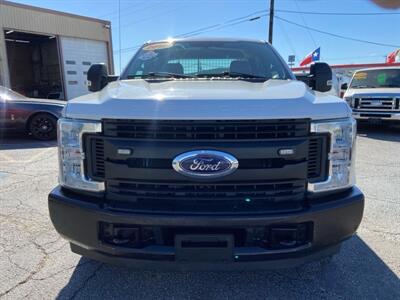 2018 Ford F-250 XL   - Photo 2 - Dallas, TX 75247