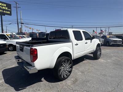 2019 Nissan Frontier SL   - Photo 7 - Dallas, TX 75247