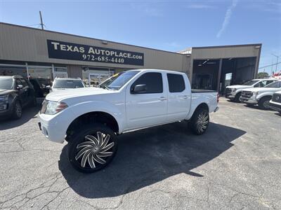 2019 Nissan Frontier SL   - Photo 2 - Dallas, TX 75247