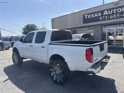 2019 Nissan Frontier SL   - Photo 6 - Dallas, TX 75247