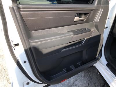 2024 Toyota Tundra SR5   - Photo 17 - Dallas, TX 75247