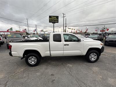 2022 Toyota Tacoma SR   - Photo 7 - Dallas, TX 75247