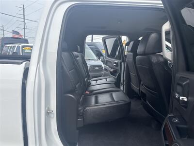 2018 GMC Sierra 1500 SLE   - Photo 18 - Dallas, TX 75247