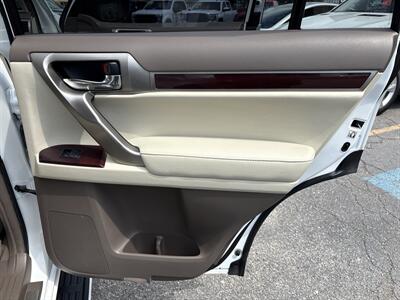 2016 Lexus GX 460   - Photo 28 - Dallas, TX 75247