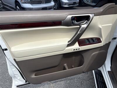 2016 Lexus GX 460   - Photo 14 - Dallas, TX 75247