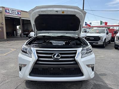 2016 Lexus GX 460   - Photo 4 - Dallas, TX 75247
