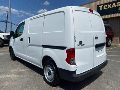 2018 Nissan NV200 S   - Photo 18 - Dallas, TX 75247