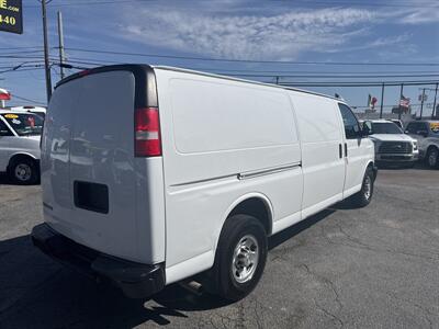 2018 Chevrolet Express 3500   - Photo 11 - Dallas, TX 75247