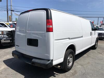 2018 Chevrolet Express 3500   - Photo 5 - Dallas, TX 75247