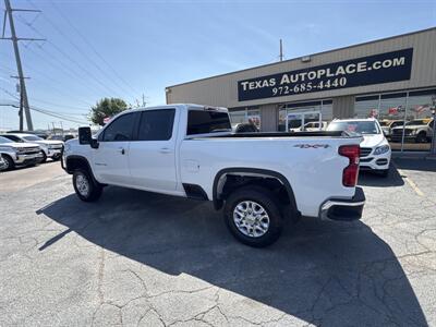 2022 Chevrolet Silverado 2500 LT   - Photo 4 - Dallas, TX 75247
