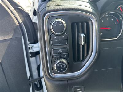 2022 Chevrolet Silverado 2500 LT   - Photo 26 - Dallas, TX 75247