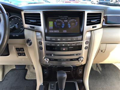 2014 Lexus LX 570   - Photo 18 - Dallas, TX 75247