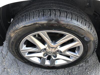 2014 Lexus LX 570   - Photo 44 - Dallas, TX 75247