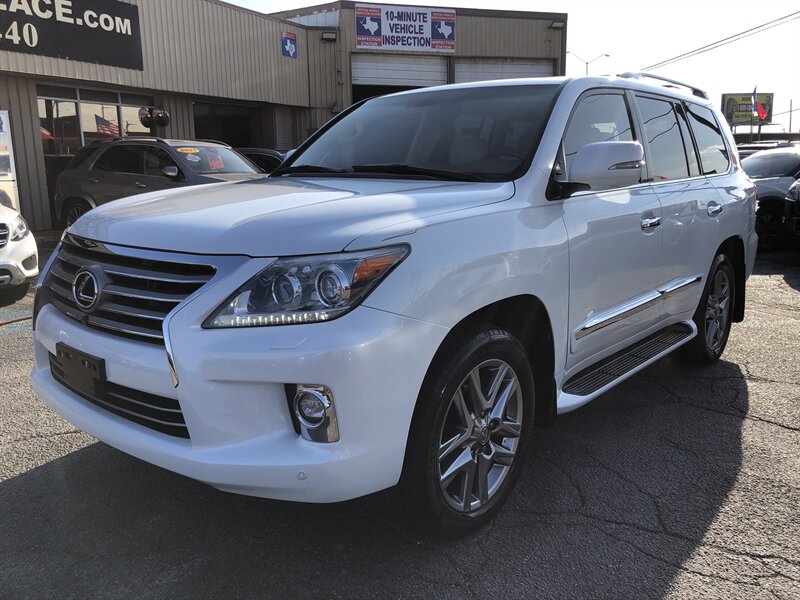 2014 Lexus LX 570  