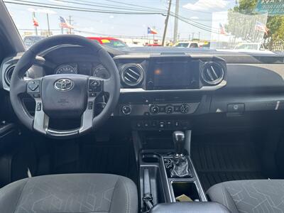 2018 Toyota Tacoma TRD Sport   - Photo 15 - Dallas, TX 75247