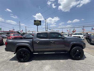 2018 Toyota Tacoma TRD Sport   - Photo 7 - Dallas, TX 75247