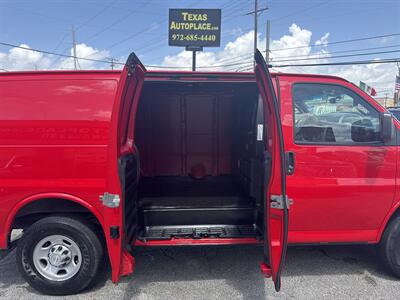 2018 Chevrolet Express 2500   - Photo 26 - Dallas, TX 75247