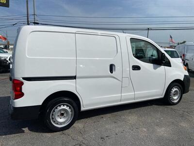 2018 Nissan NV200 S   - Photo 9 - Dallas, TX 75247