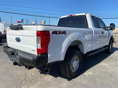 2017 Ford F-250 XL   - Photo 10 - Dallas, TX 75247