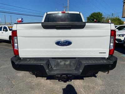 2017 Ford F-250 XL   - Photo 11 - Dallas, TX 75247