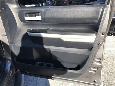 2014 Toyota Tundra SR   - Photo 27 - Dallas, TX 75247
