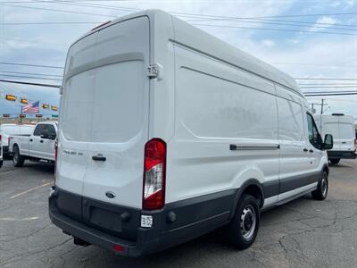 2016 Ford Transit 250   - Photo 10 - Dallas, TX 75247