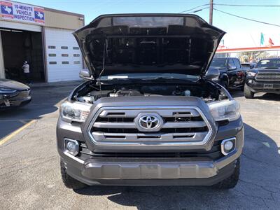 2017 Toyota Tacoma Limited   - Photo 11 - Dallas, TX 75247