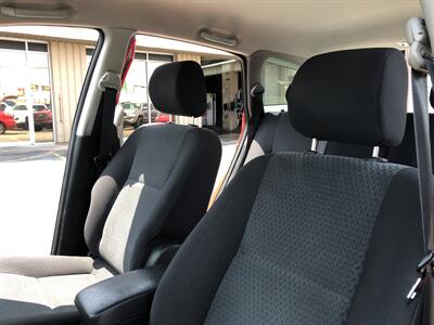 2007 Toyota Matrix XR   - Photo 16 - Dallas, TX 75247