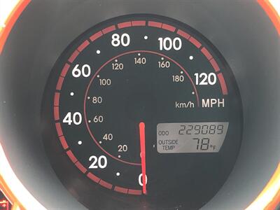 2007 Toyota Matrix XR   - Photo 15 - Dallas, TX 75247