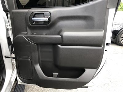 2020 Chevrolet Silverado 1500 Custom   - Photo 32 - Dallas, TX 75247