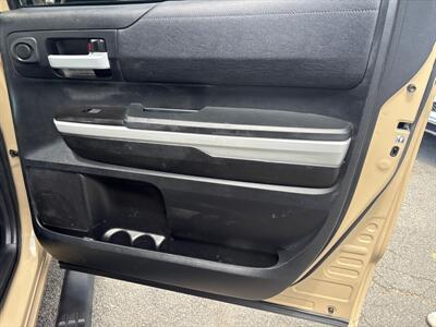 2019 Toyota Tundra SR5   - Photo 36 - Dallas, TX 75247