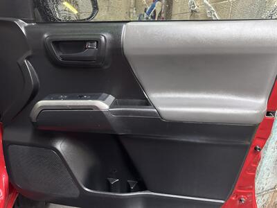 2020 Toyota Tacoma SR5 V6 - Photo 24 - Dallas, TX 75247