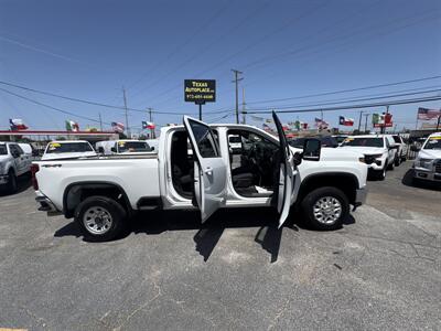 2021 Chevrolet Silverado 2500 LT   - Photo 12 - Dallas, TX 75247