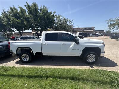 2021 Chevrolet Silverado 2500 LT   - Photo 4 - Dallas, TX 75247